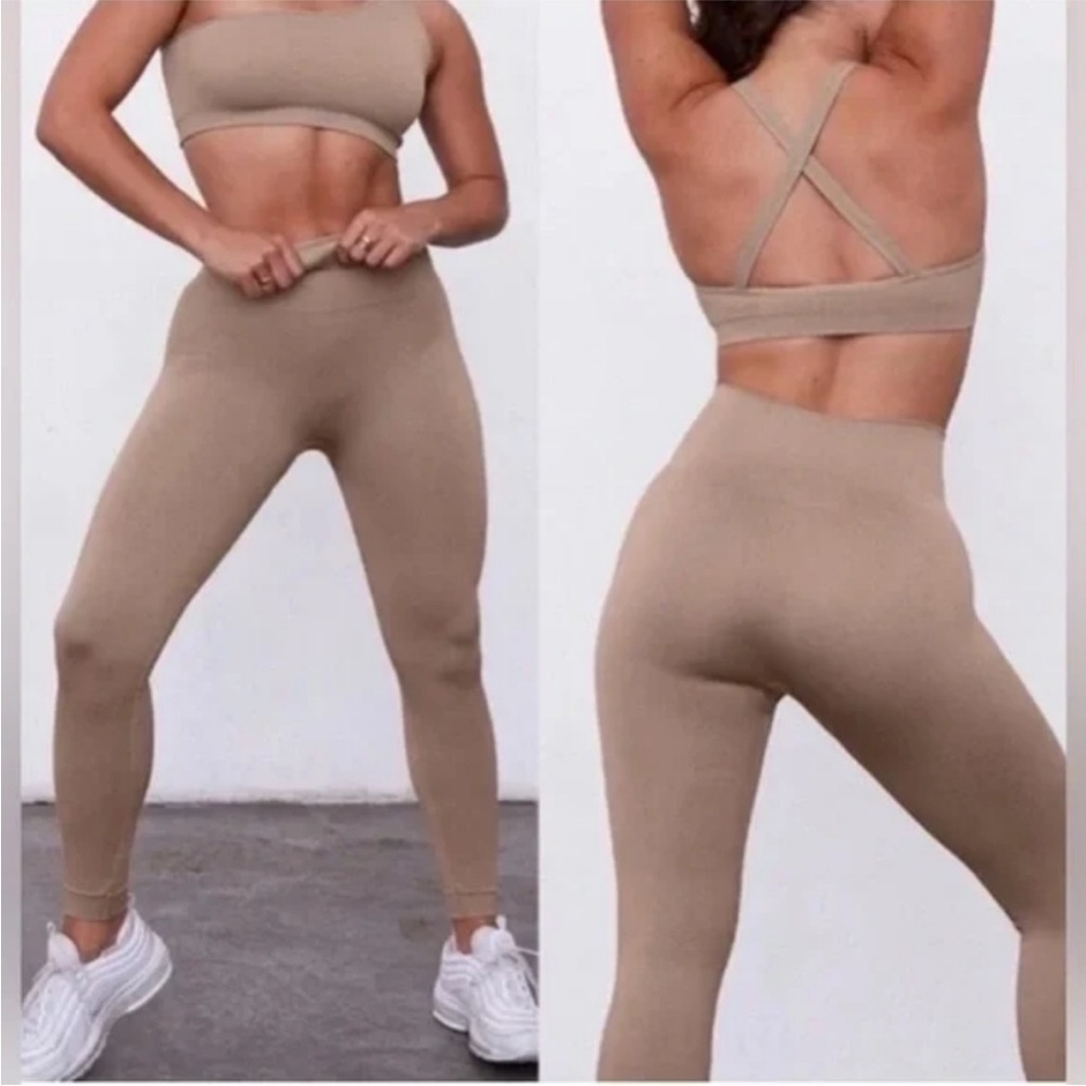 SET Active Beige Seamless Leggings Size Small